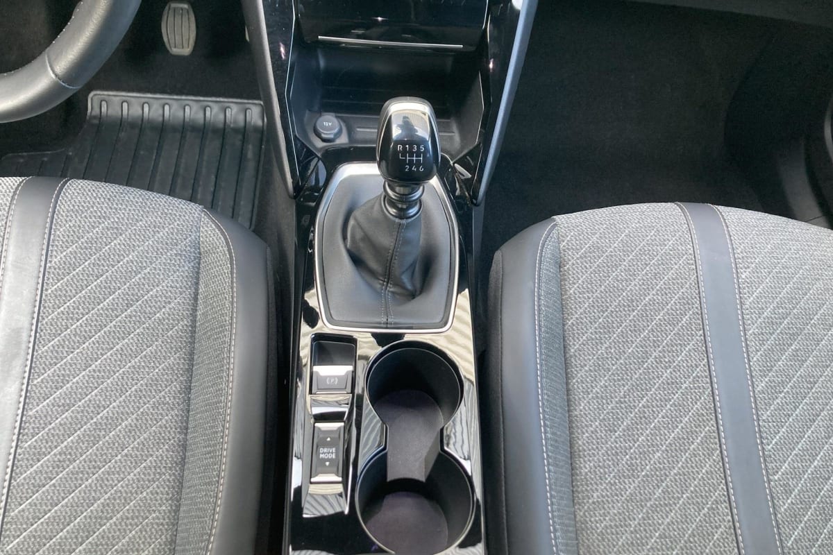 Peugeot 2008 - Image 17