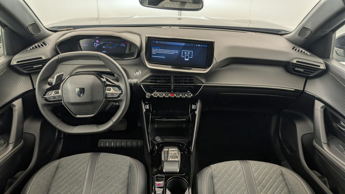 Peugeot 2008 - Image 13