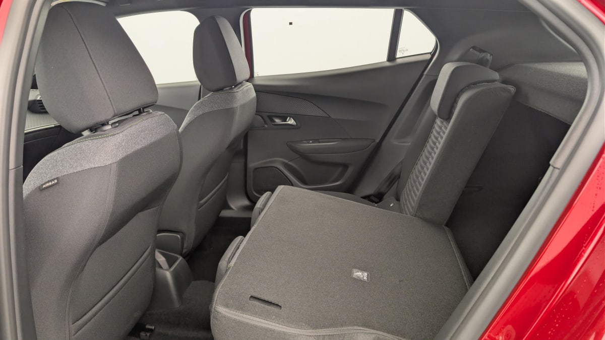 Peugeot 2008 - Image 12