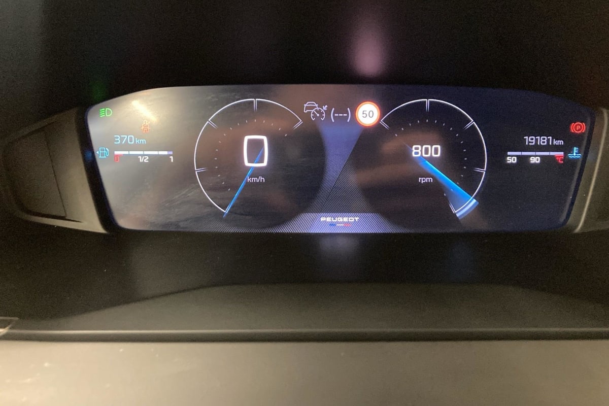 Peugeot 2008 - Image 21