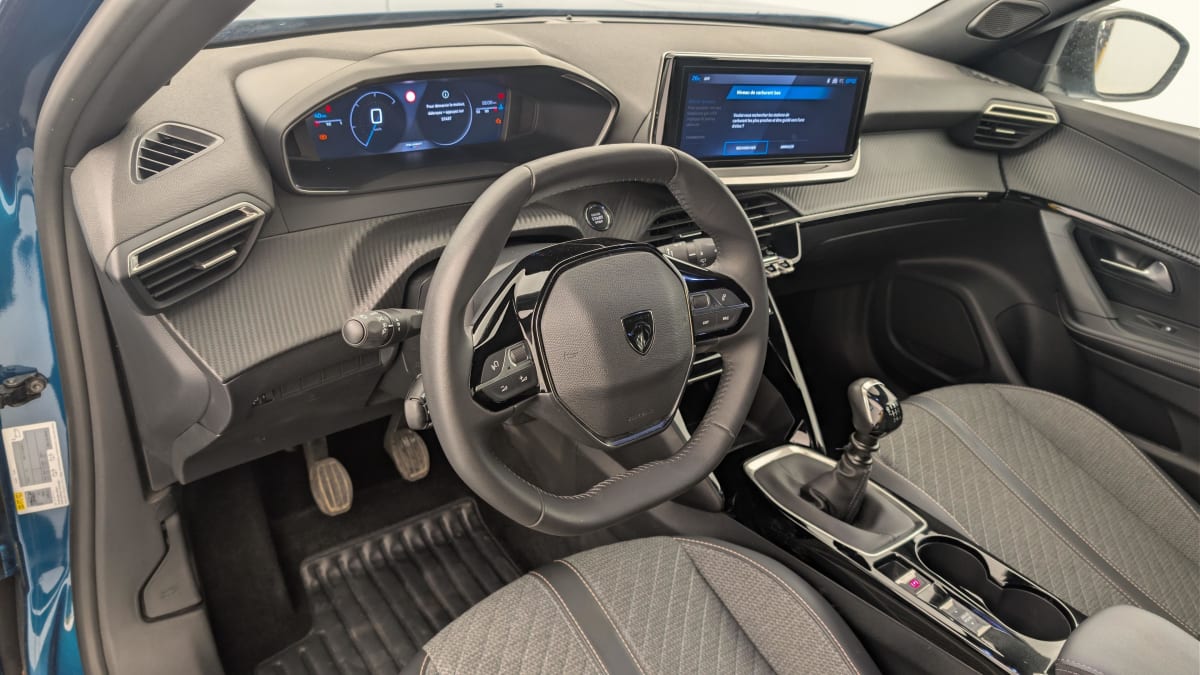 Peugeot 2008 - Image 15