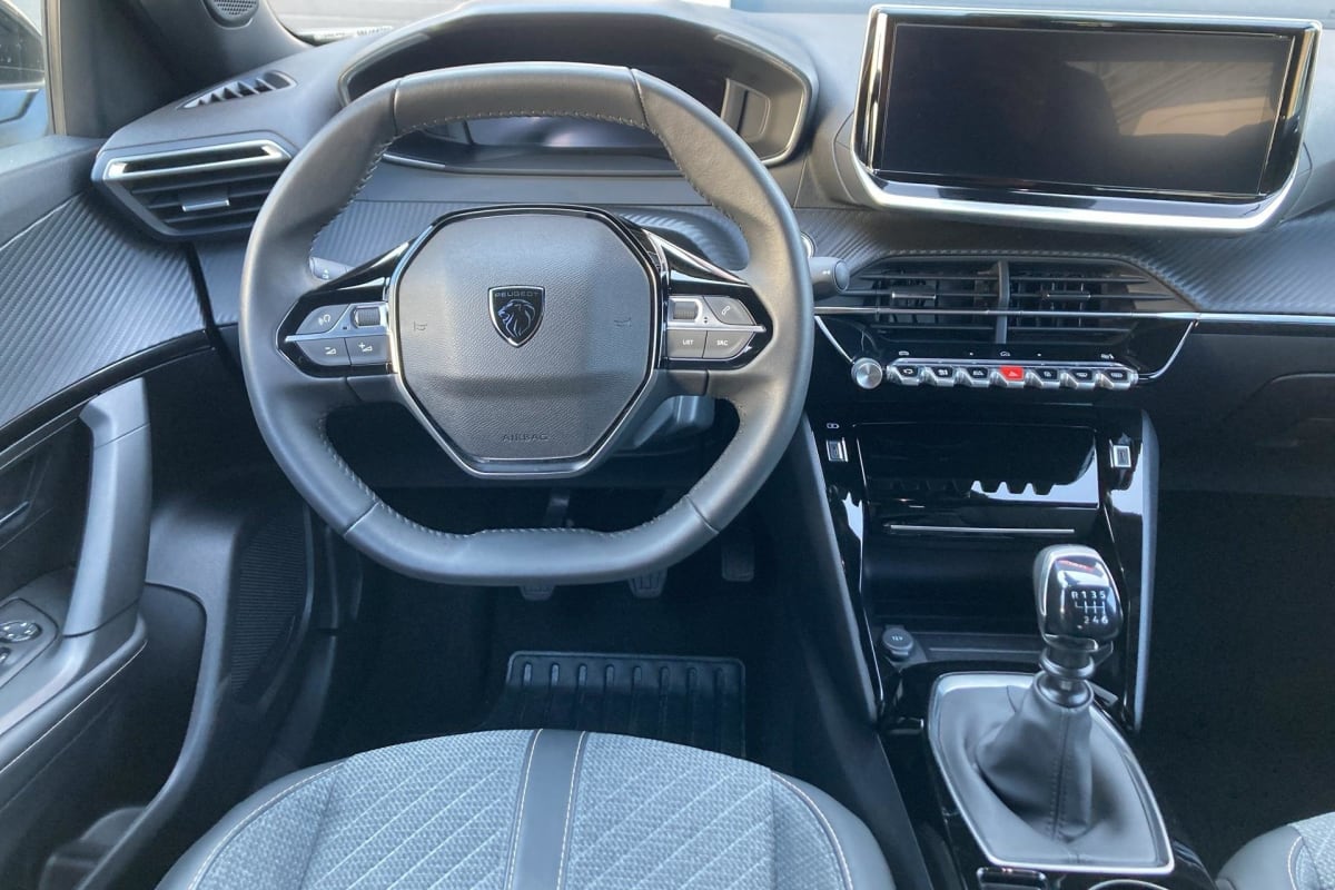 Peugeot 2008 - Image 13