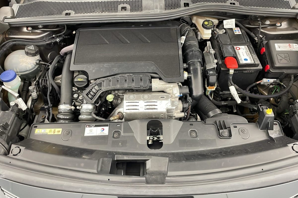 Peugeot 2008 BUSINESS - Image 20