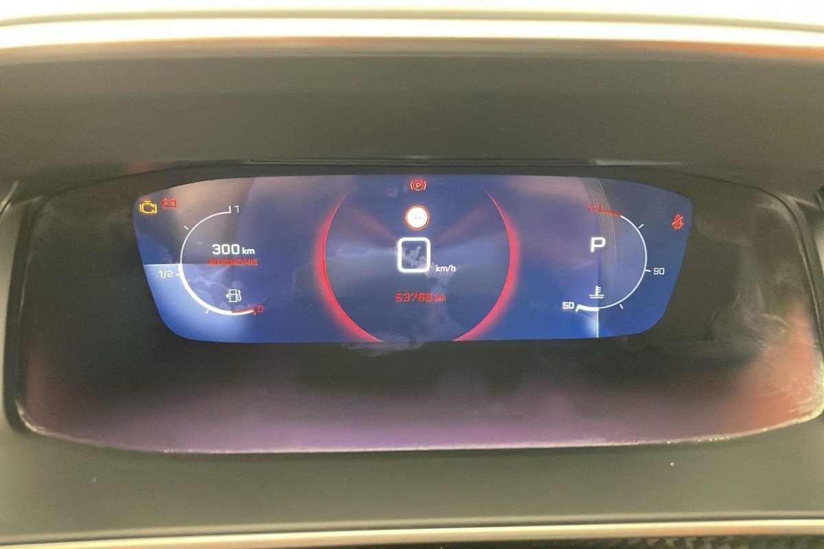 Peugeot 2008 BUSINESS - Image 22