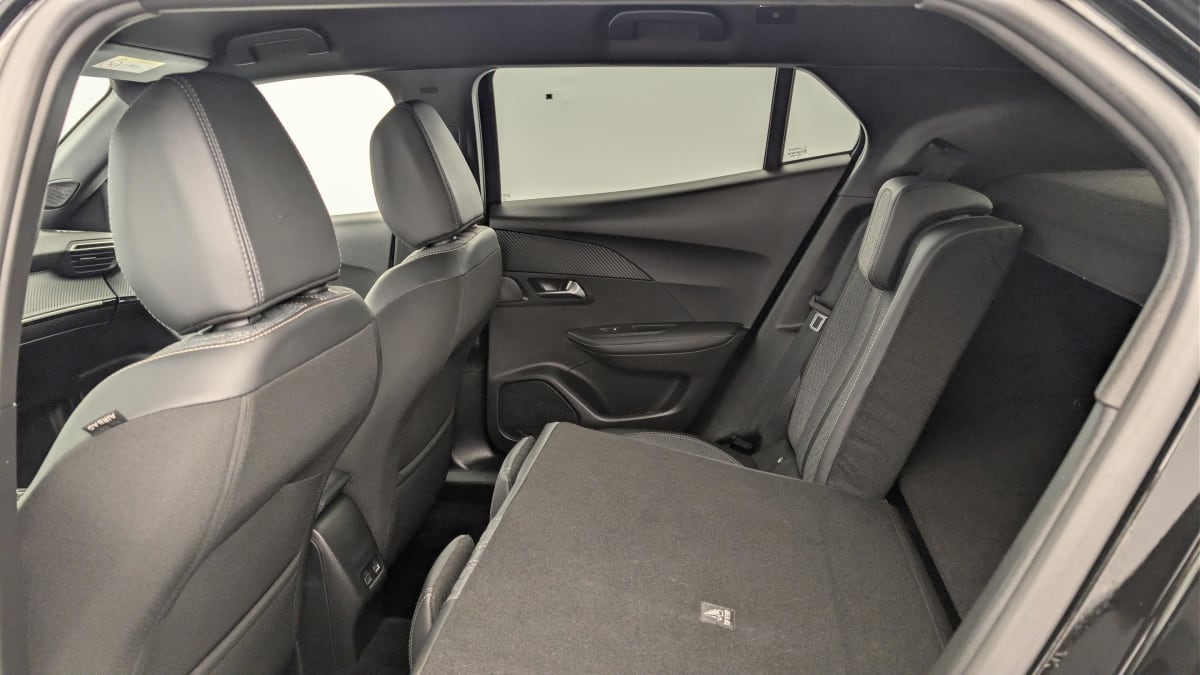 Peugeot 2008 - Image 12