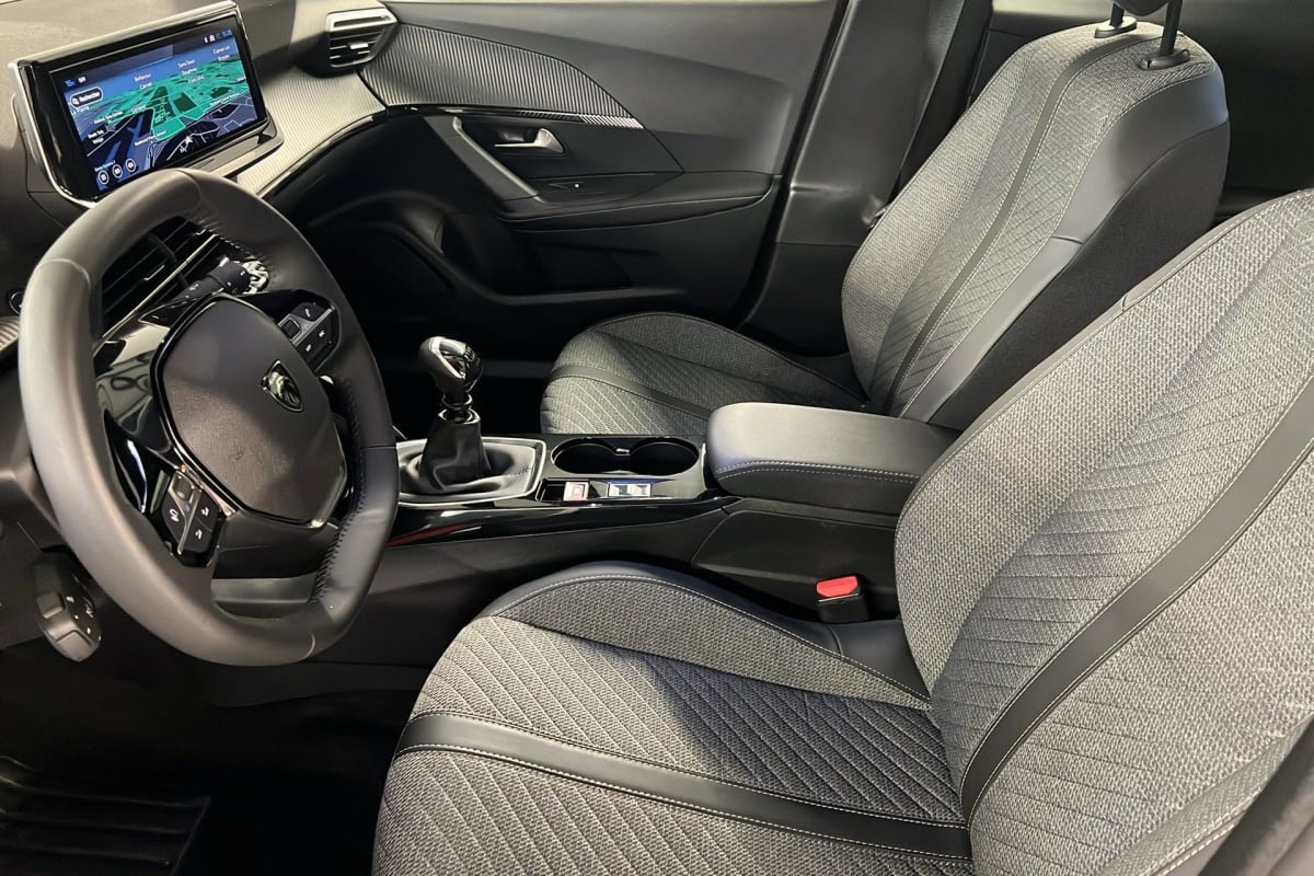 Peugeot 2008 - Image 9