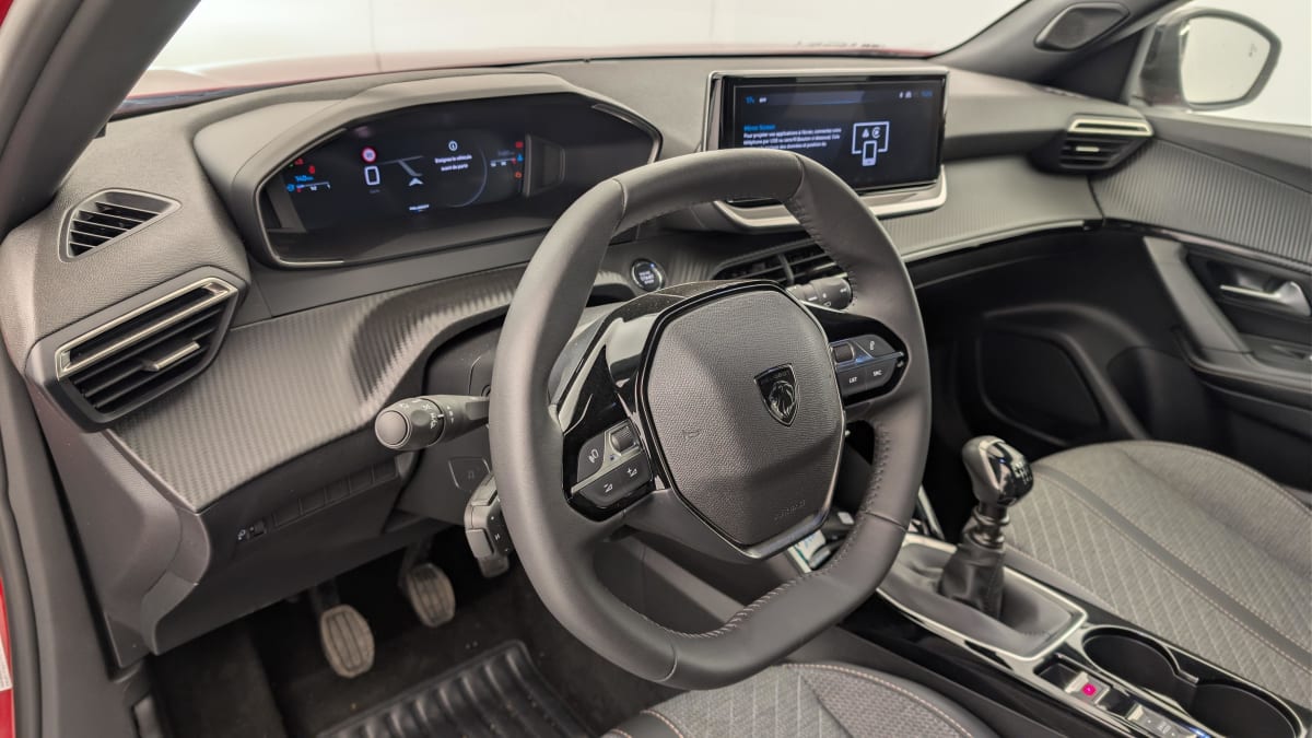 Peugeot 2008 - Image 15