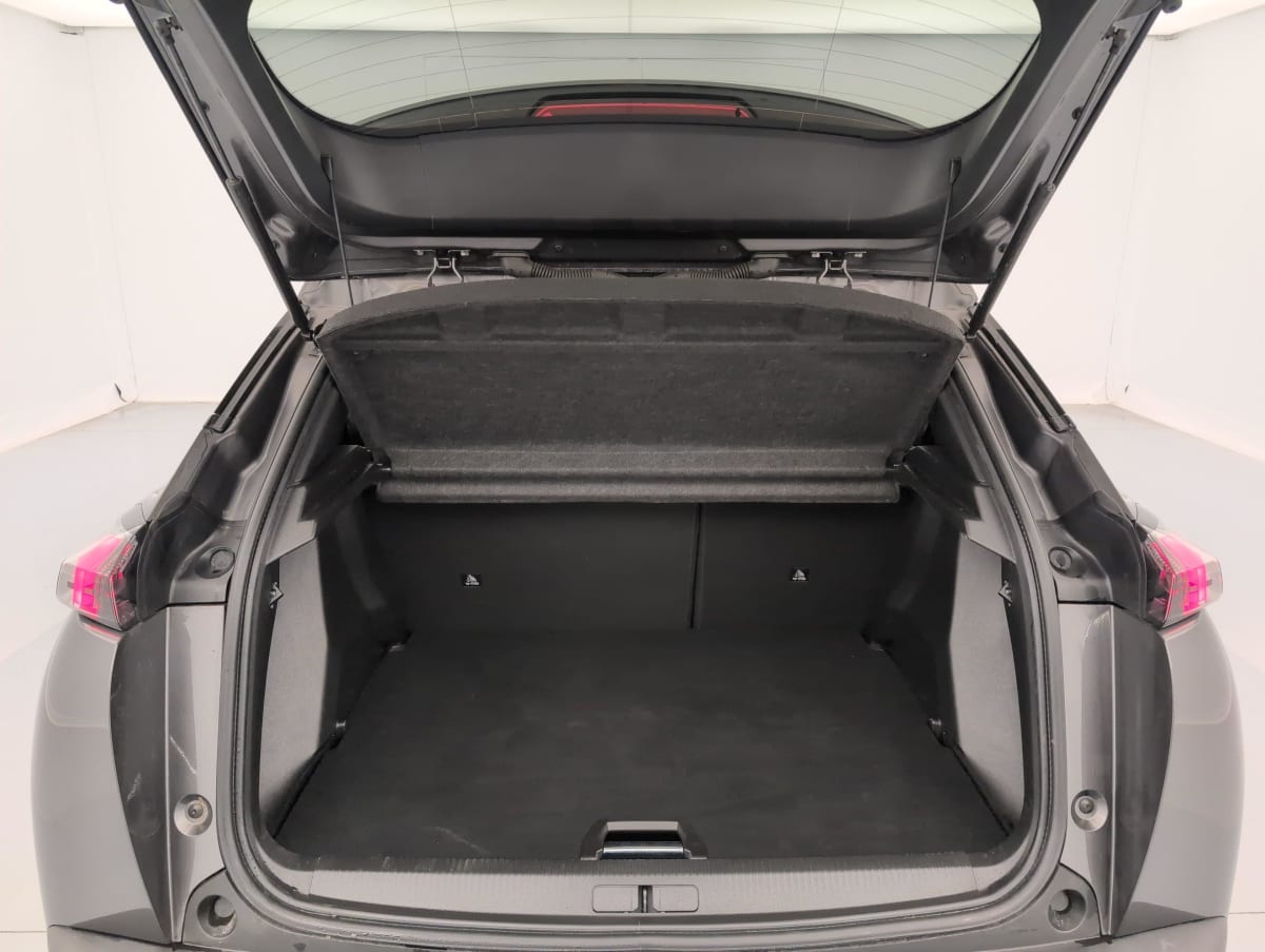Peugeot 2008 - Image 11