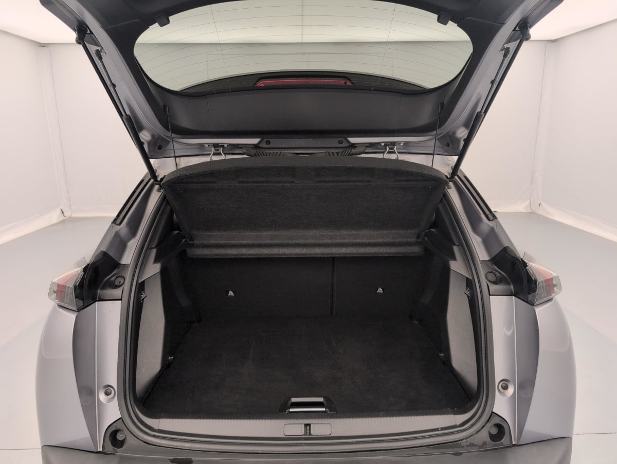 Peugeot 2008 - Image 11