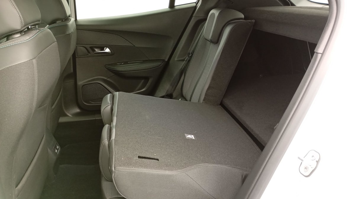 PEUGEOT 2008 PURETECH 100 ALLURE PACK