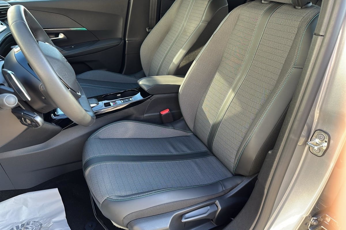 Peugeot 2008 - Image 9