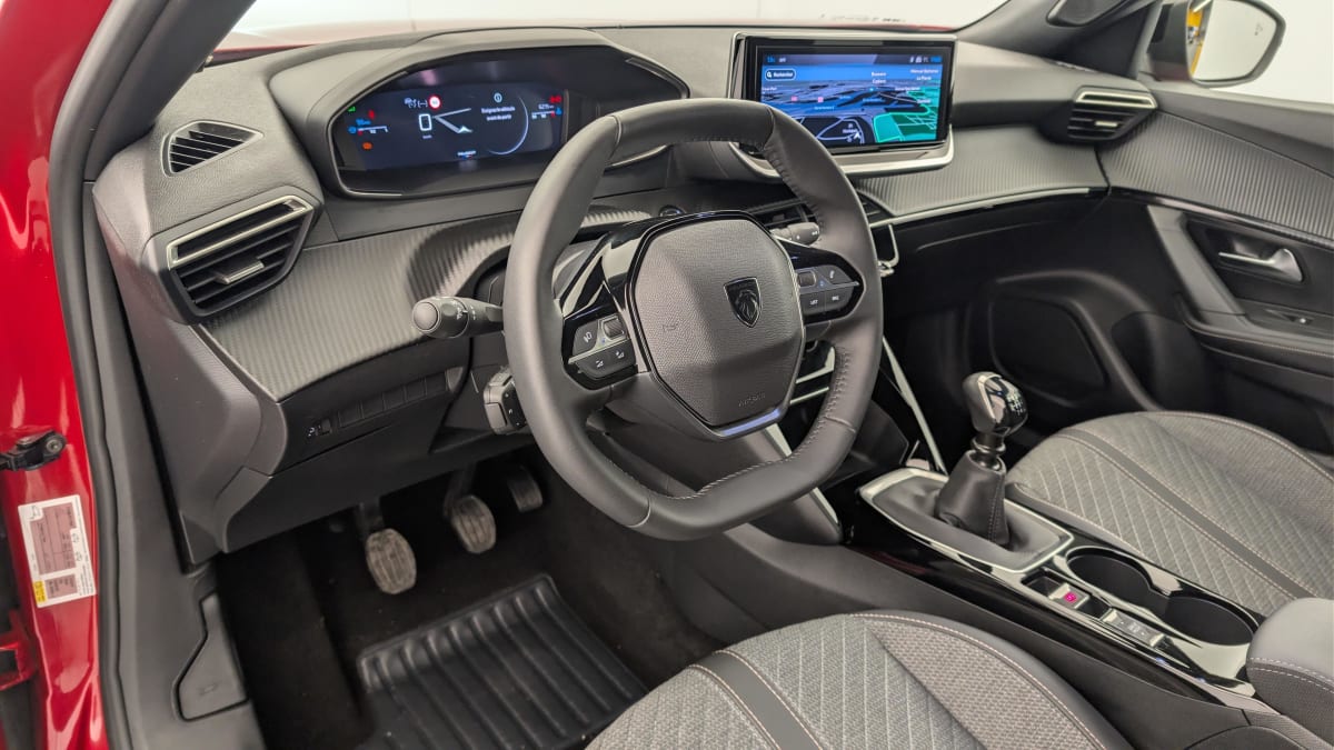 Peugeot 2008 - Image 15