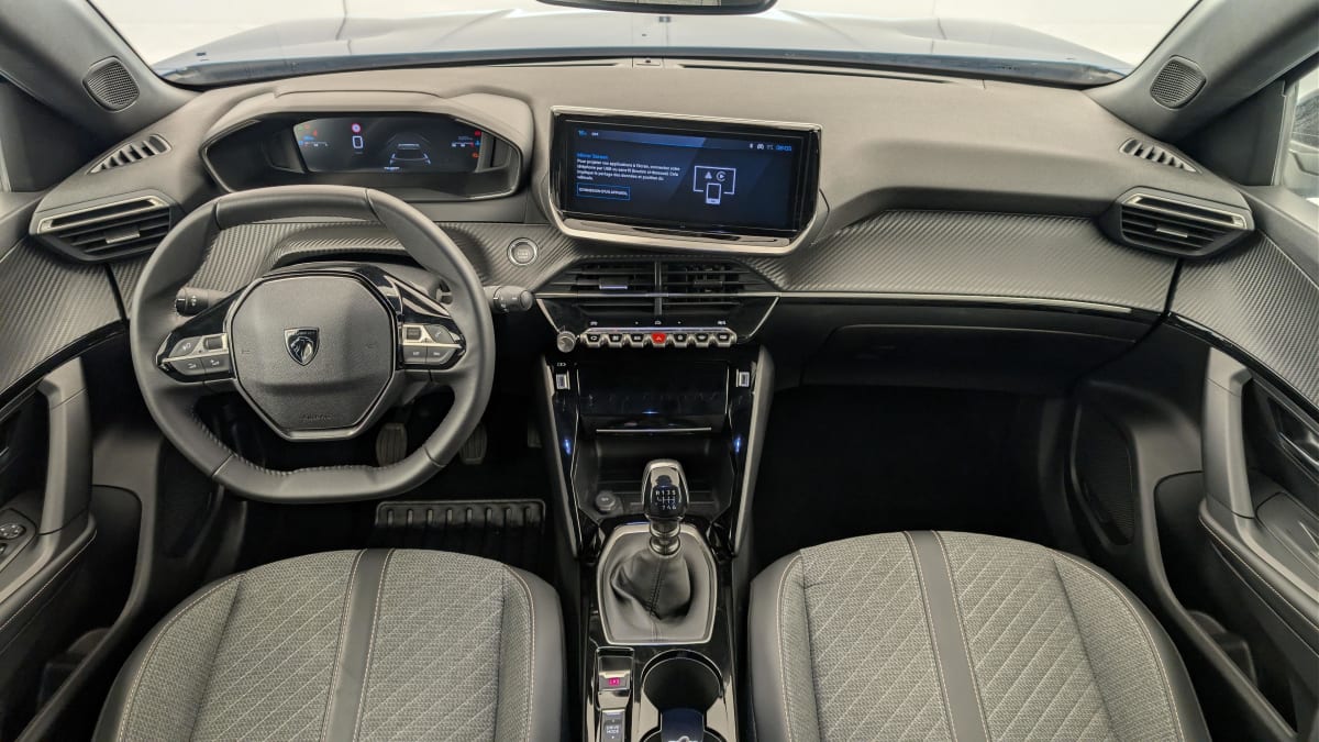 Peugeot 2008 - Image 13