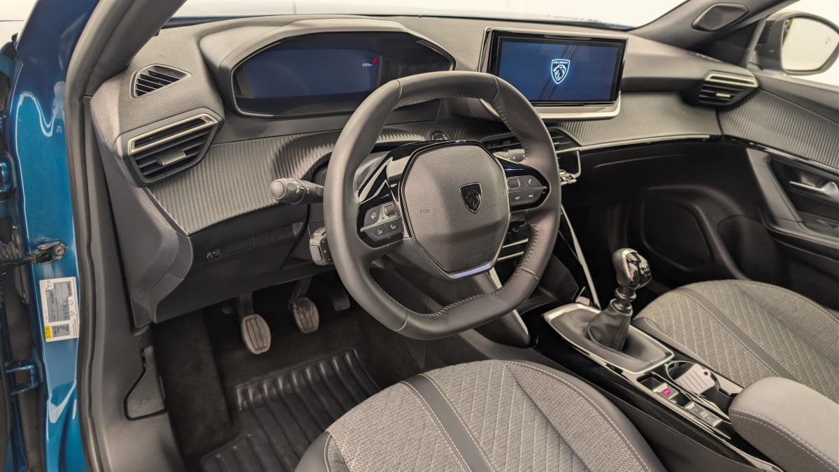 Peugeot 2008 - Image 15