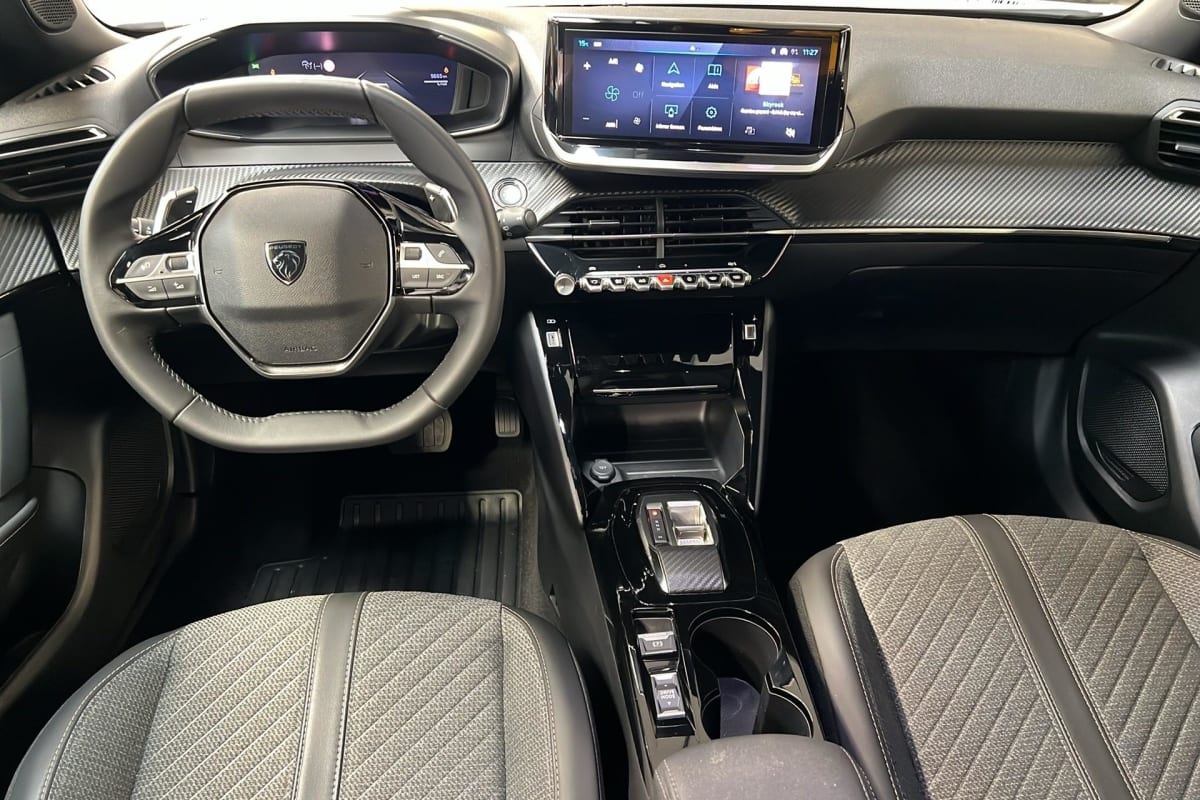 Peugeot 2008 - Image 12