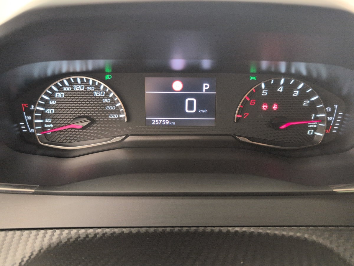 Peugeot 2008 - Image 24
