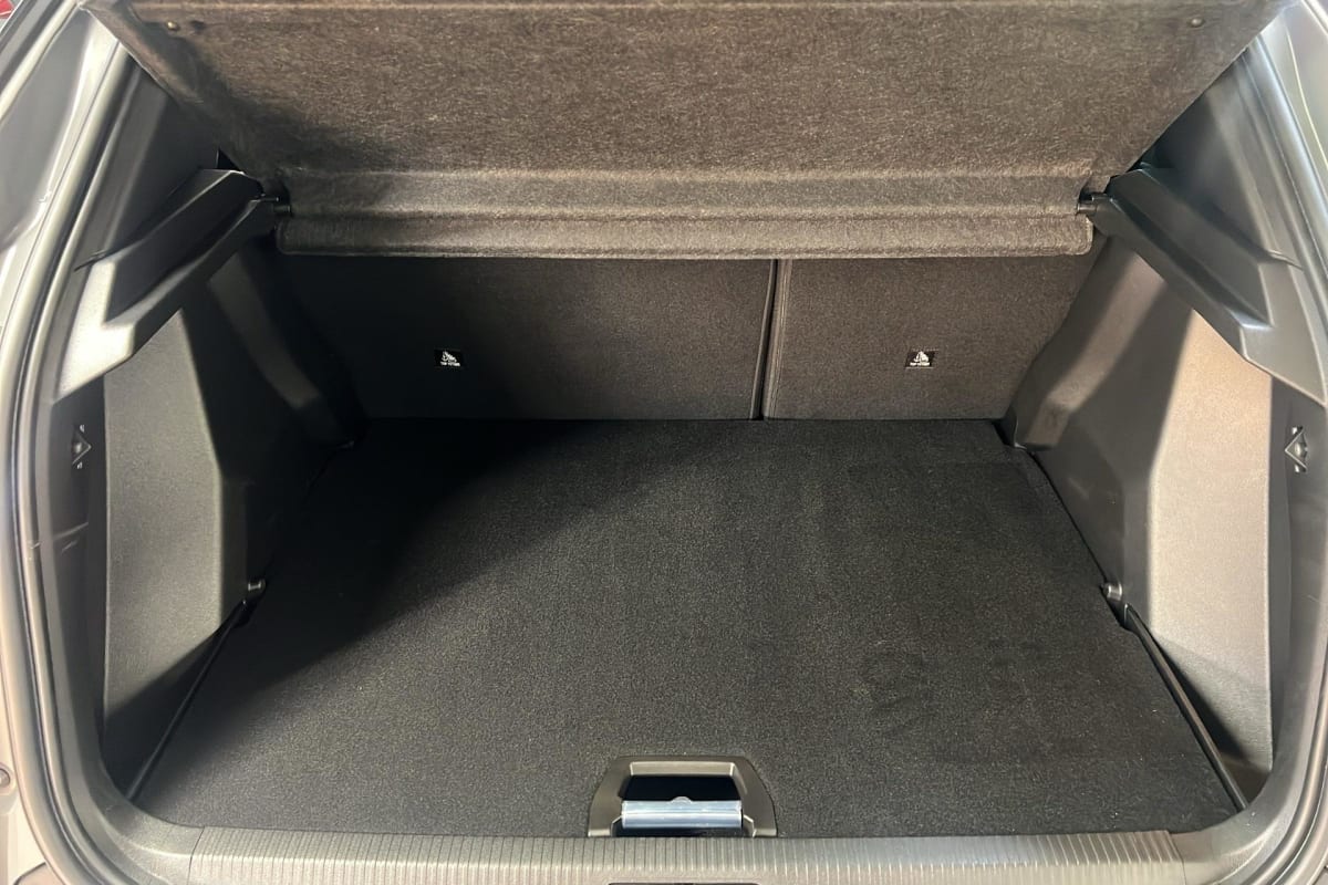 Peugeot 2008 - Image 11