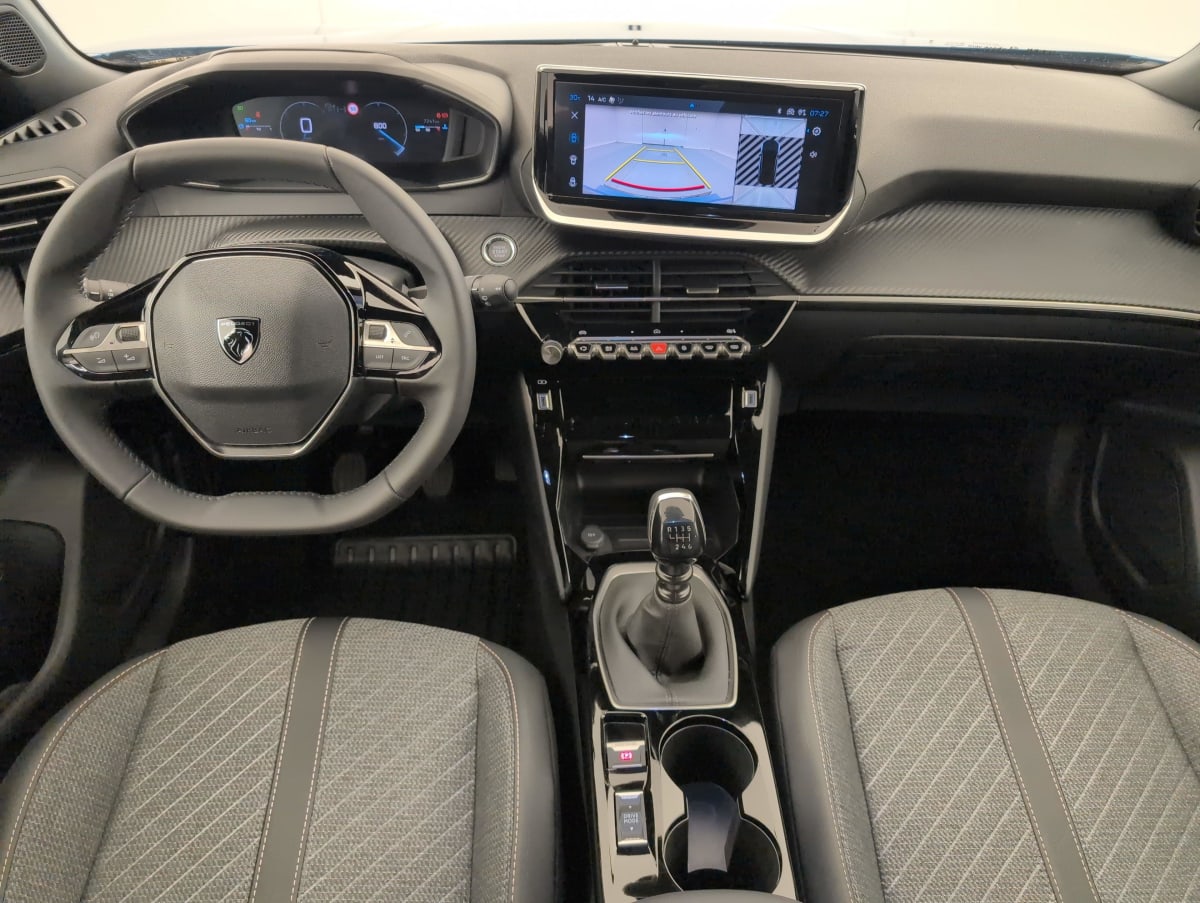 Peugeot 2008 - Image 13