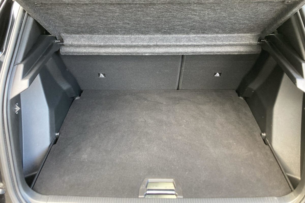 Peugeot 2008 - Image 11