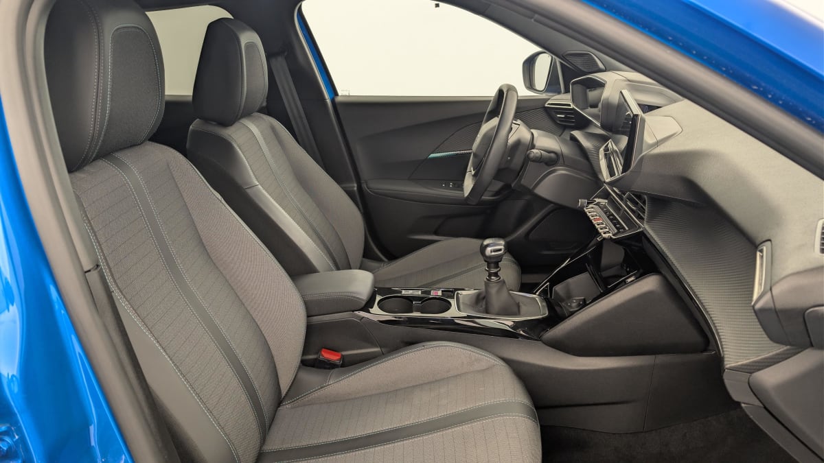 Peugeot 2008 - Image 9