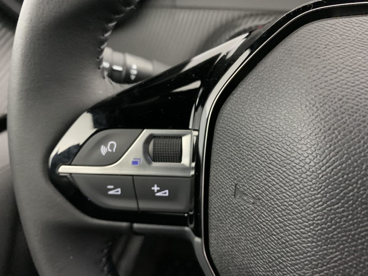Peugeot 2008 - Image 61