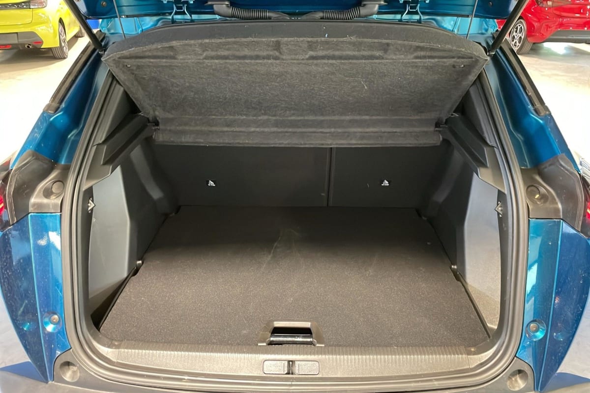 Peugeot 2008 - Image 13