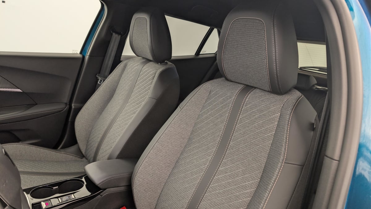 Peugeot 2008 - Image 16