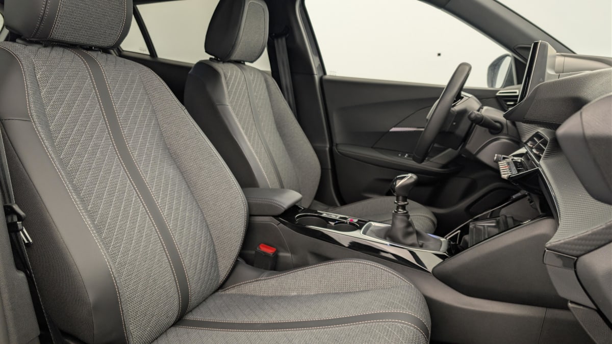 Peugeot 2008 - Image 9