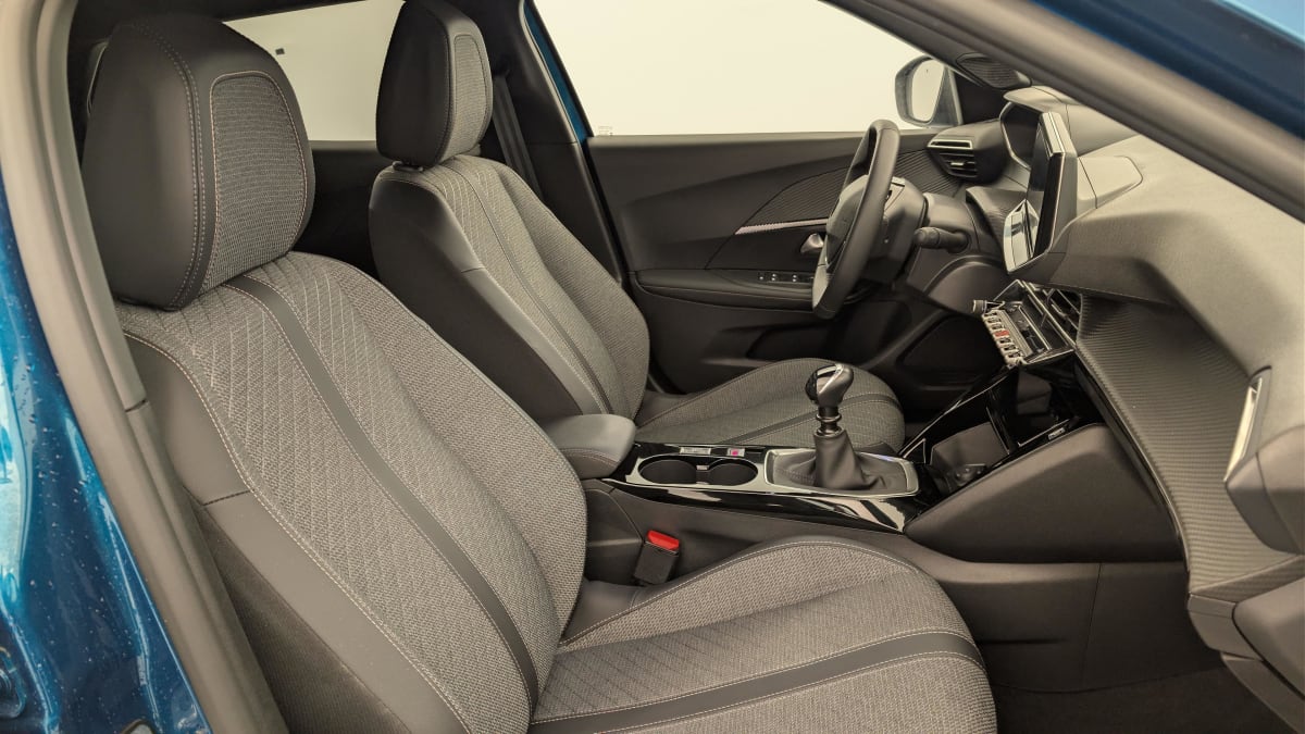 Peugeot 2008 - Image 9