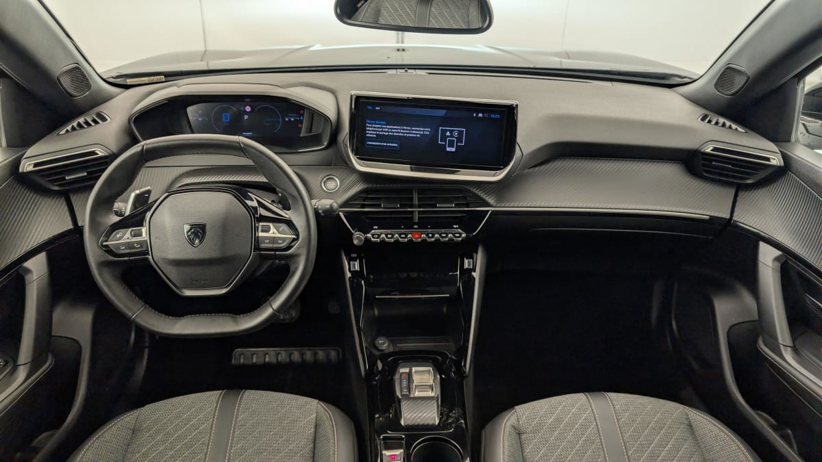 Peugeot 2008 - Image 13