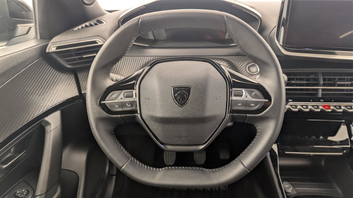 Peugeot 2008 - Image 14