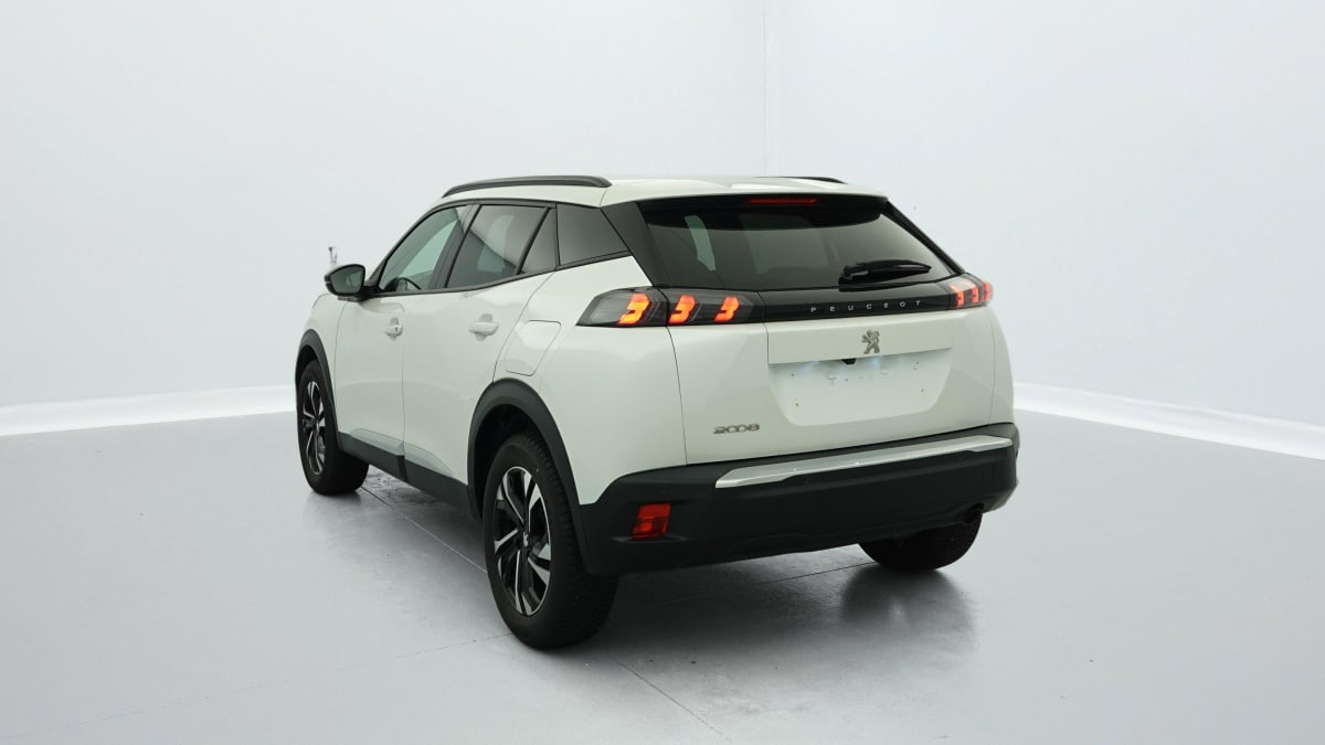 PEUGEOT 2008 PURETECH 100 ALLURE PACK