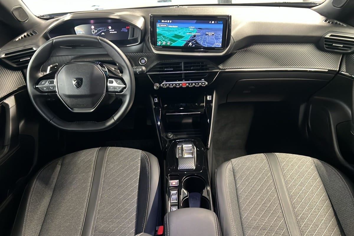 Peugeot 2008 - Image 12