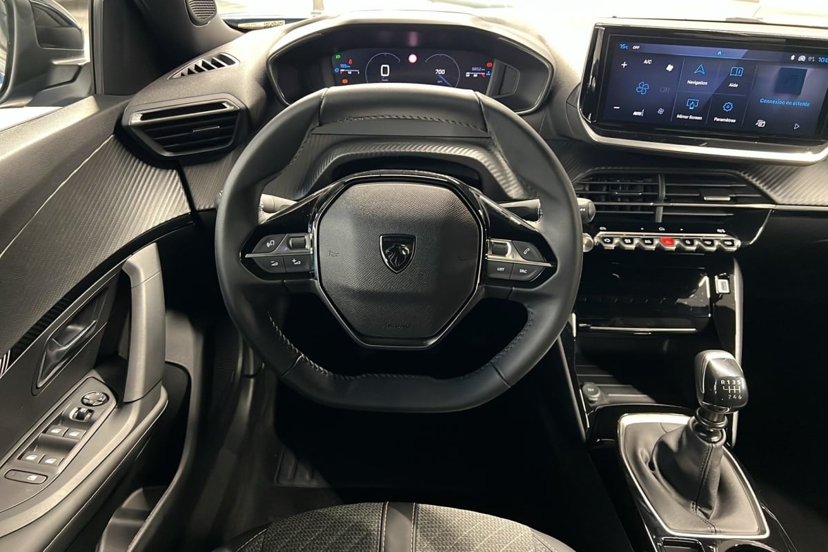 Peugeot 2008 - Image 13