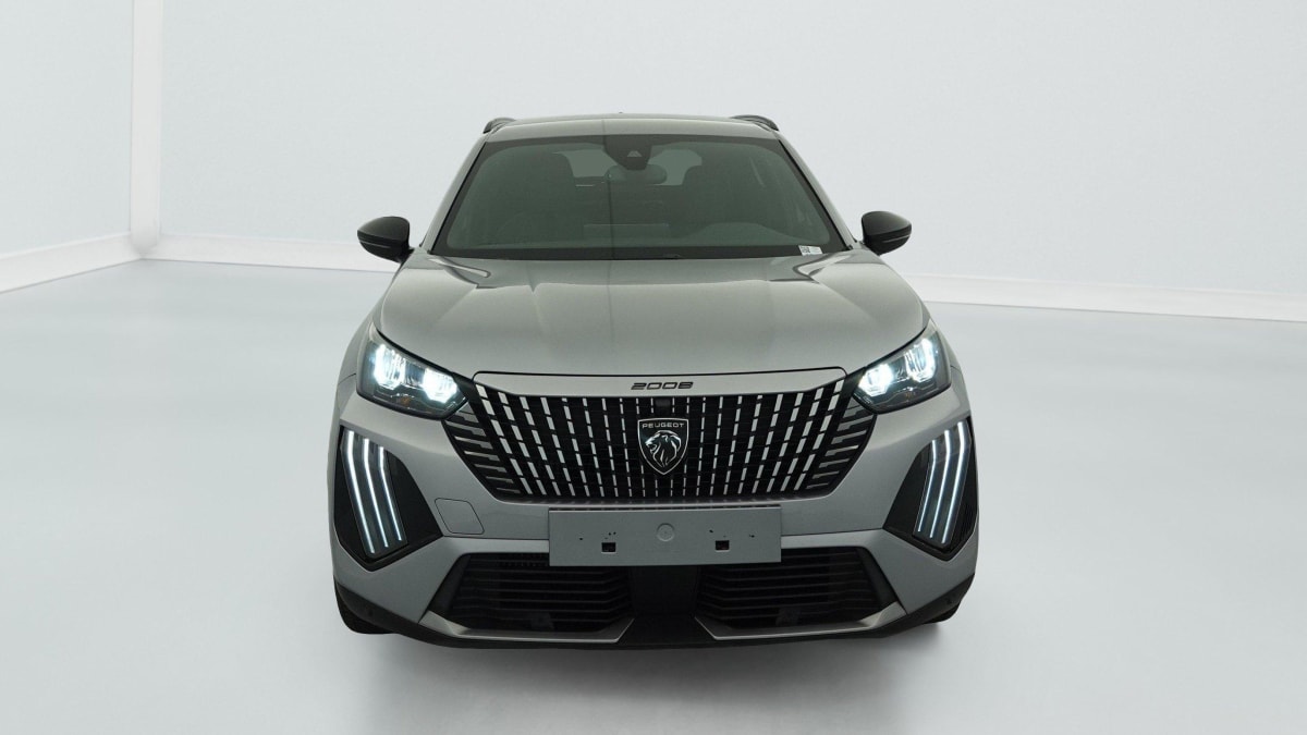 PEUGEOT 2008 PURETECH 100 ALLURE