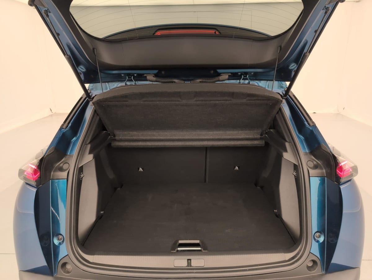 Peugeot 2008 - Image 11