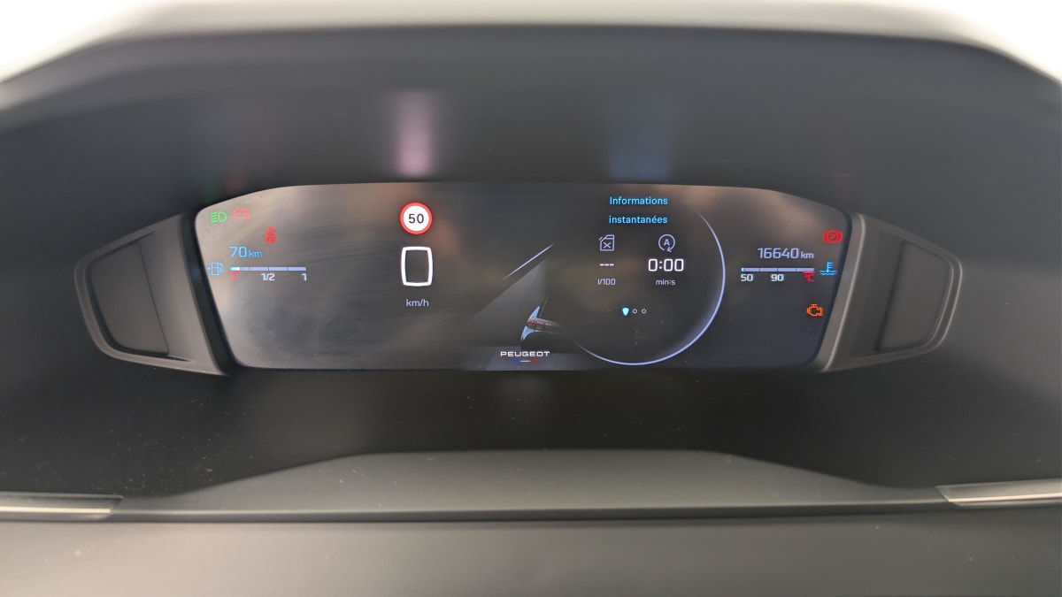 Peugeot 2008 - Image 22