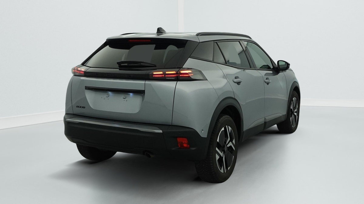 PEUGEOT 2008 PURETECH 100 ALLURE