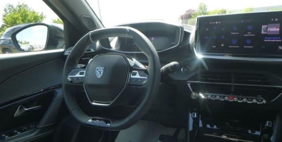 Peugeot 2008 - Image 5