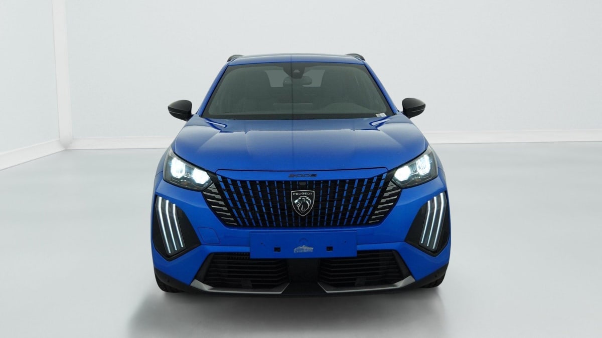 PEUGEOT 2008 PURETECH 130 EAT8 ALLURE