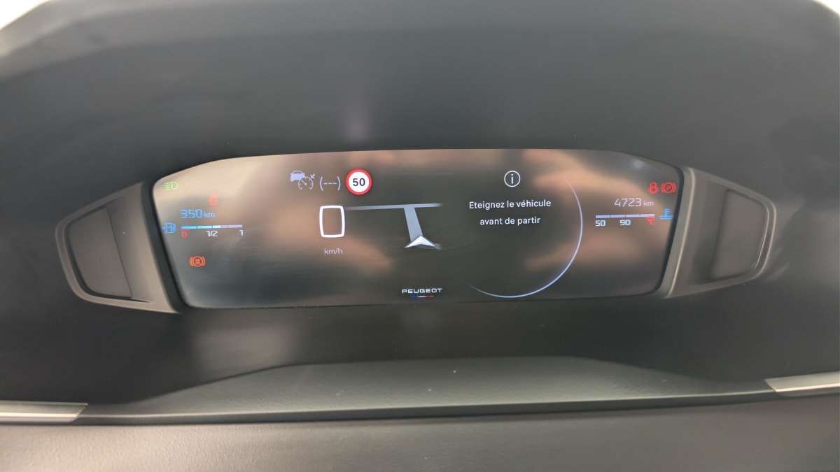 Peugeot 2008 - Image 23