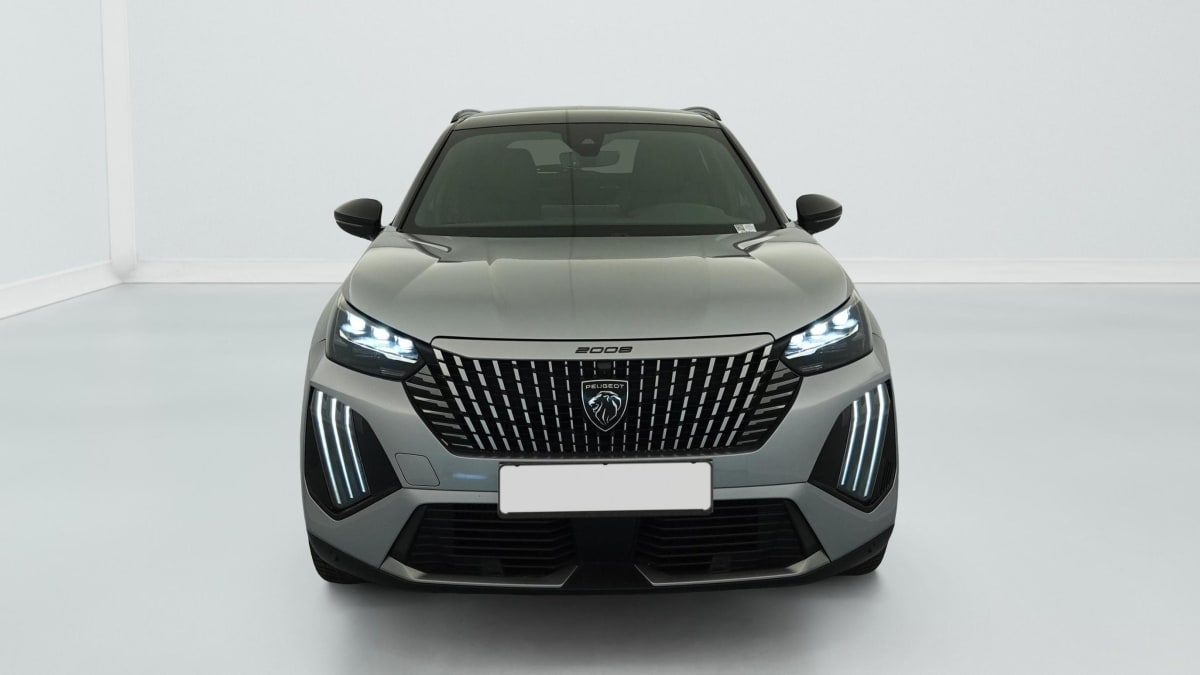 PEUGEOT 2008 PURETECH 130 EAT8 GT