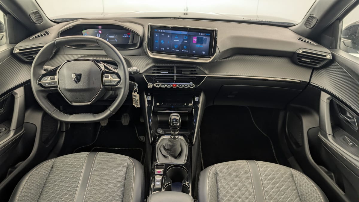 Peugeot 2008 - Image 13