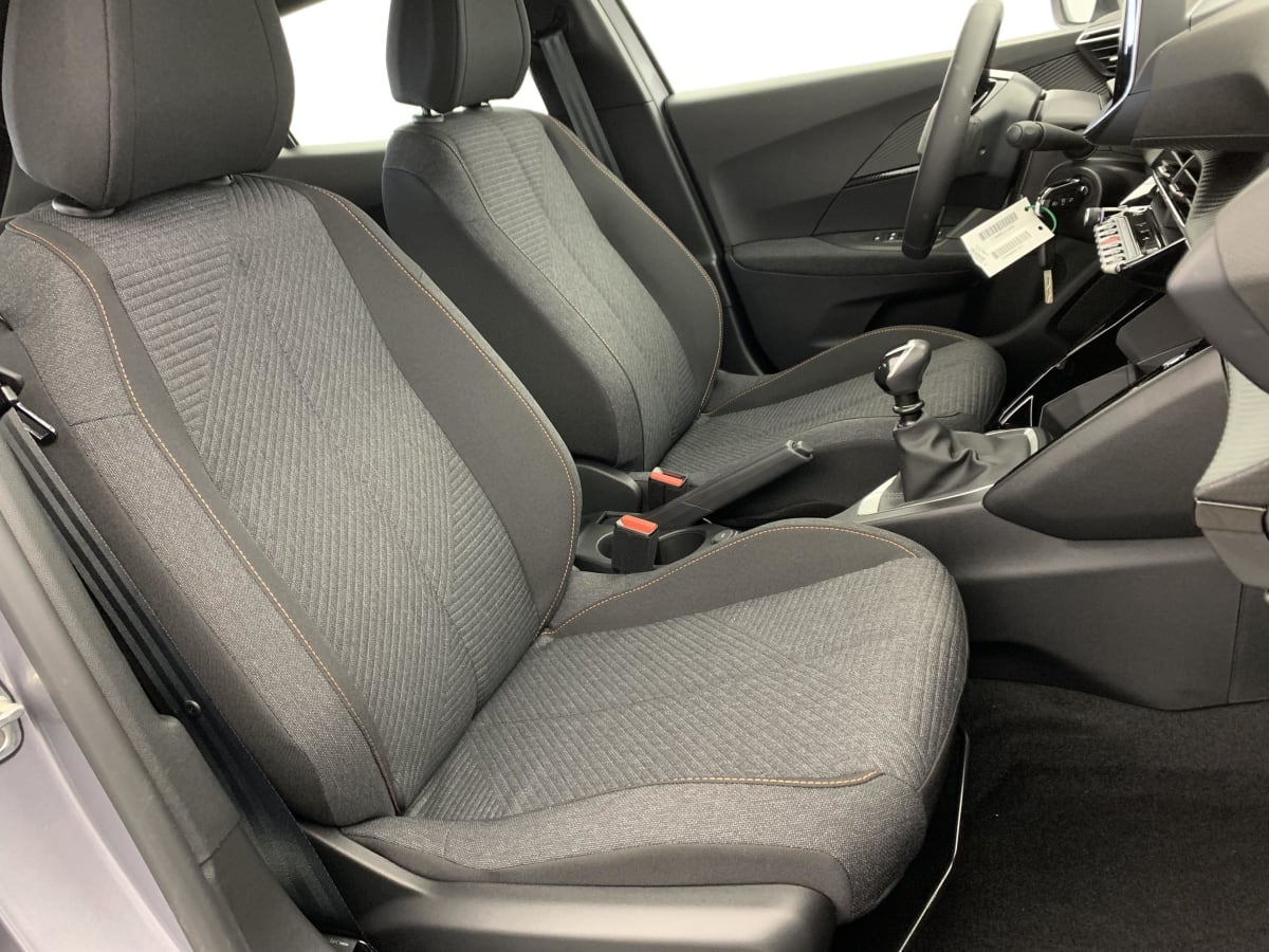 Peugeot 2008 - Image 9