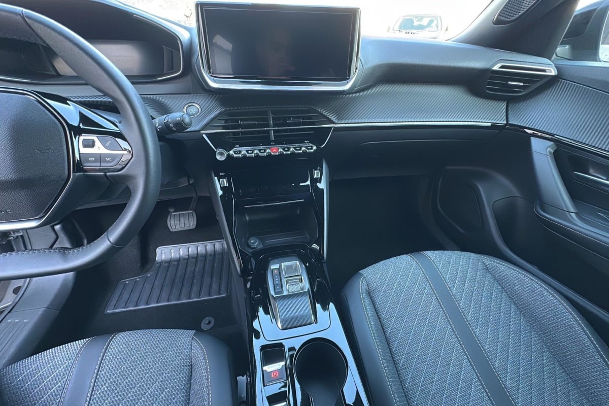 Peugeot 2008 ELECTRIQUE - Image 17