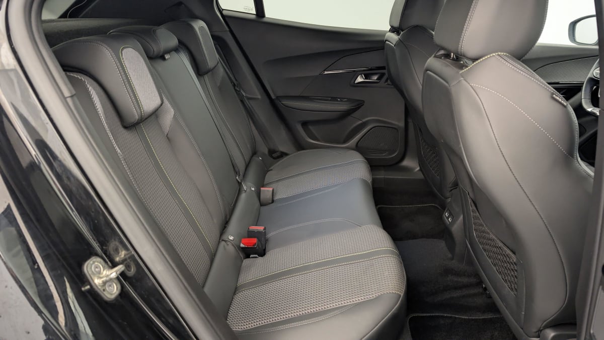 PEUGEOT 2008 ELECTRIQUE 136 CH GT