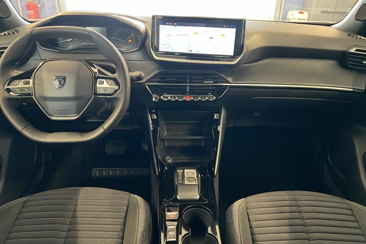 Peugeot 2008 ELECTRIQUE - Image 12