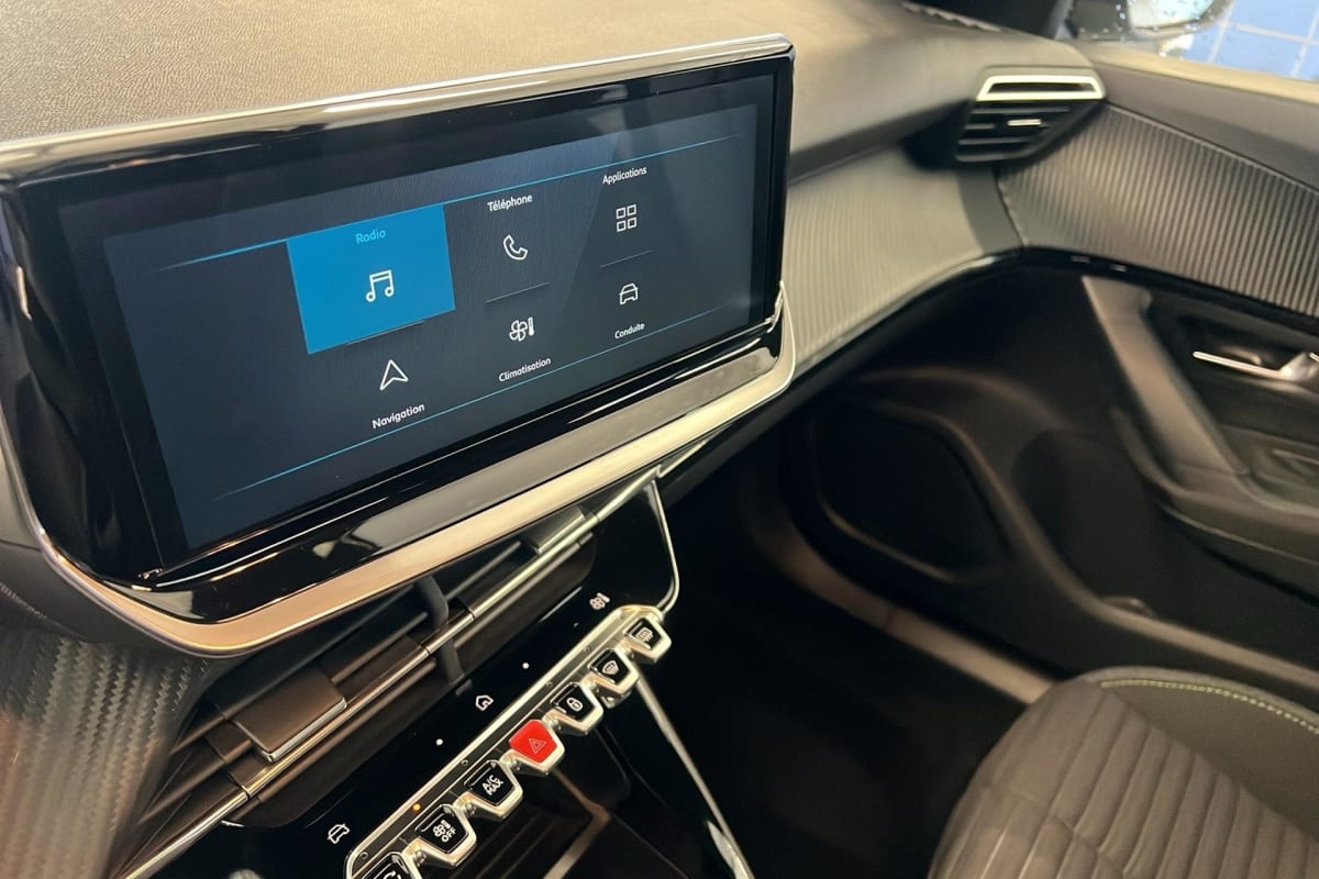 Peugeot 2008 ELECTRIQUE - Image 17