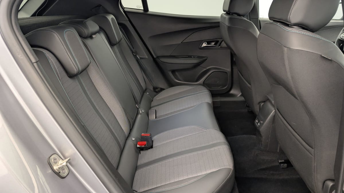 PEUGEOT 2008 ELECTRIQUE 136 CH ALLURE