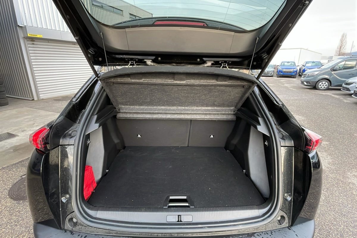 Peugeot 2008 ELECTRIQUE - Image 12